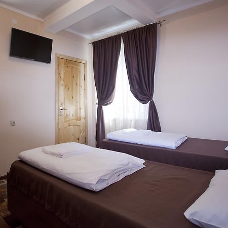 Inn Mroyal Soukhoumi Extérieur photo