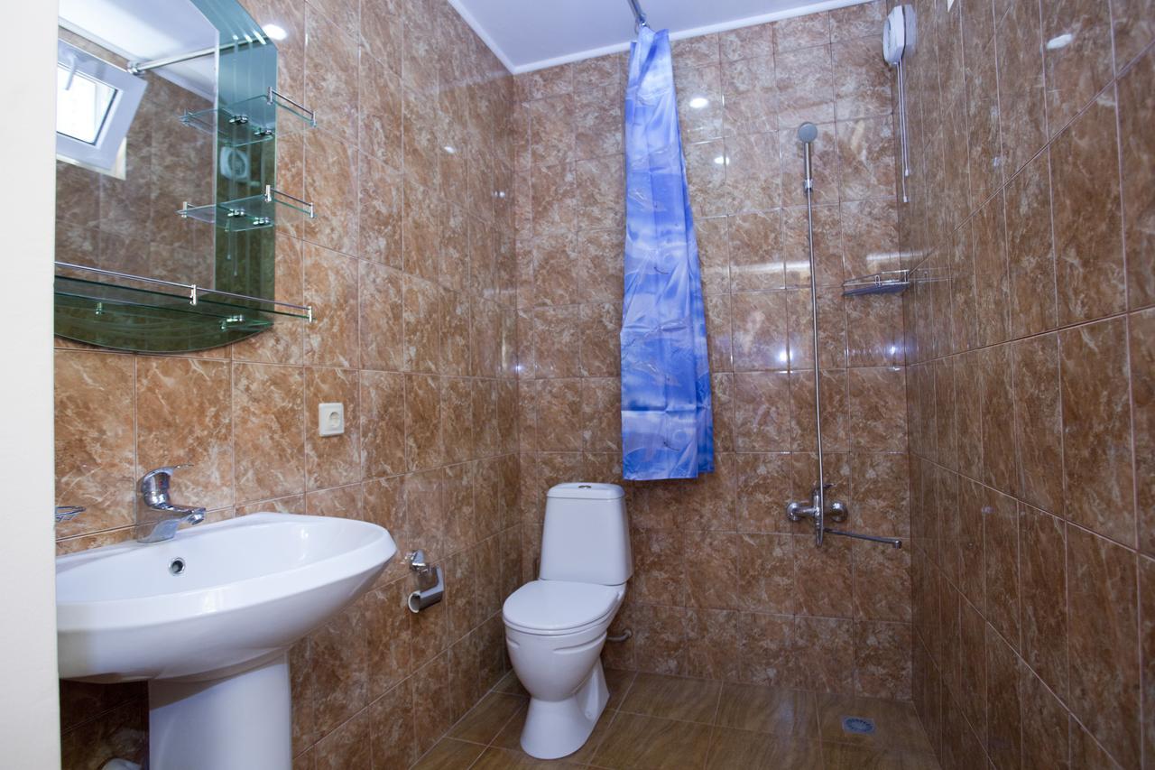 Inn Mroyal Soukhoumi Extérieur photo